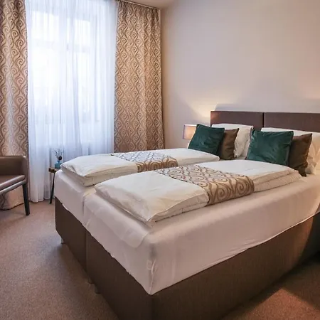 Hardy - 科尼亚克旅馆 4*