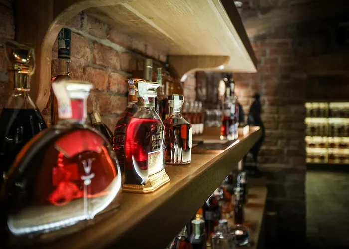 Hardy - Cognac & Vendégház